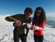 Bel ritorno in CIMA GREM (2049 m) innevata il 1 dicembre 2013  - FOTOGALLERY